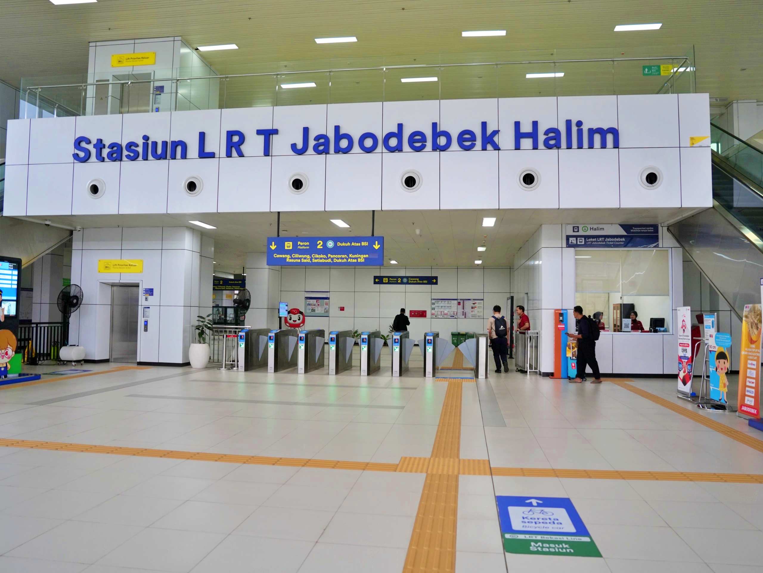 Makin Mudah Kejar Kereta Cepat Whoosh! LRT Jabodebek Perpanjang Jadwal Pagi Pukul 05.30 WIB
