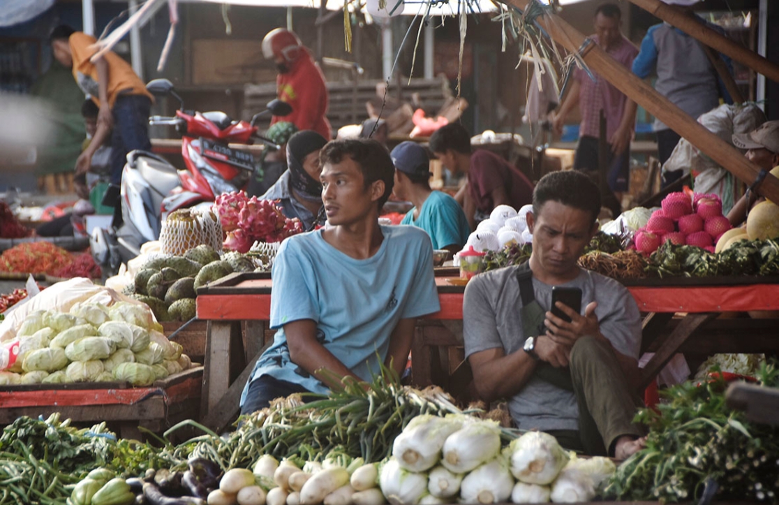 Harga Bahan Pokok di Pasar Tradisional Bekasi Relatif Stabil