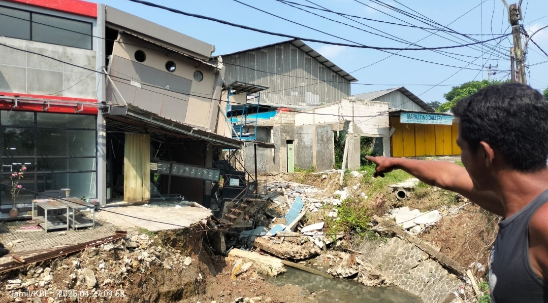 Dinilai Mengganggu Saluran Air, Warga Desak Pemerintah Lakukan Normalisasi