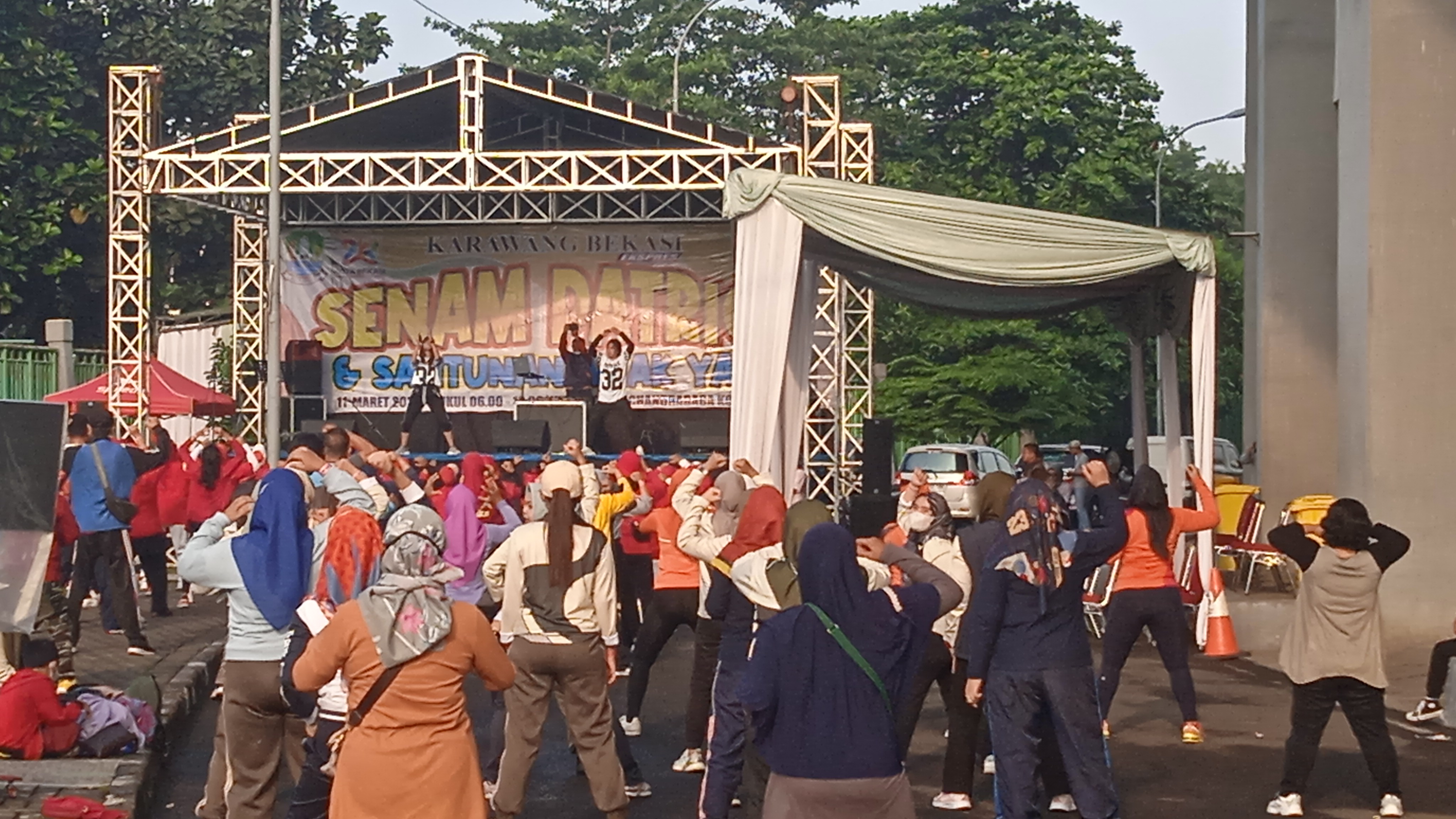 Meriahkan HUT ke-26 Kota Bekasi, KBE Gelar Senam Patriot dan Santunan Anak Yatim