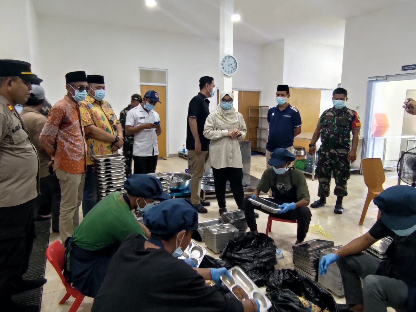 Program MBG Diapresiasi Siswa dan Menyerap Pekerja, Putih Sari Menilai Kabupaten Bekasi Cukup Baik