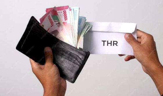 Cair! Rp176 Miliar Digelontorkan untuk THR Pegawai Pemkab Bekasi