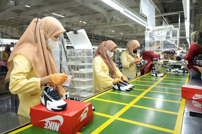 Bukan Hanya PT Hung-A, Ini Deretan Pabrikan Indonesia Pindah ke Vietnam Karena Gaji