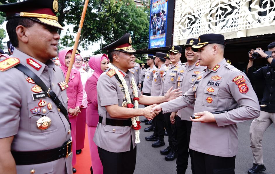 Kapolres Karawang Hadiri Prosesi Sertijab PJU Polda Jabar