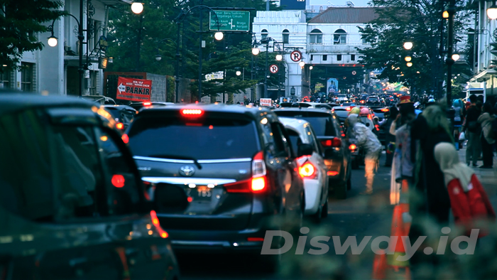 Bandung Lautan Api, Kini Berganti Jadi Lautan Kemacetan