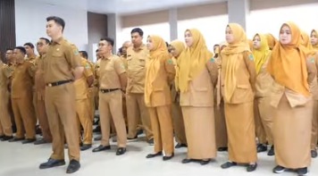 Apel Senin Pagi Bapenda Karawang, Perkuat Disiplin dan Komitmen Pelayanan 