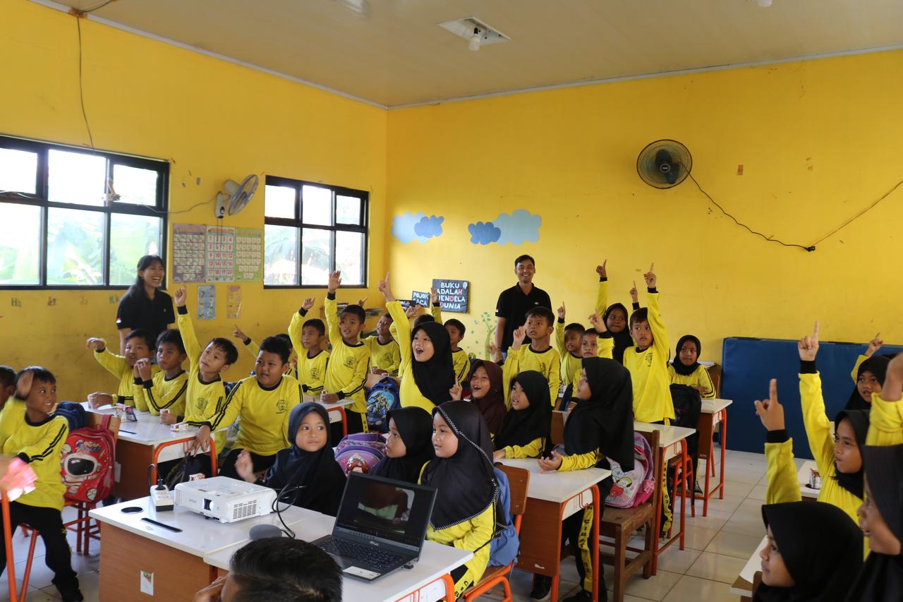 Kembali Gelar Lippo Cikarang Mengajar 2024, LPCK Terus Berkomitmen Tingkatkan Generasi Pintar di Indonesia