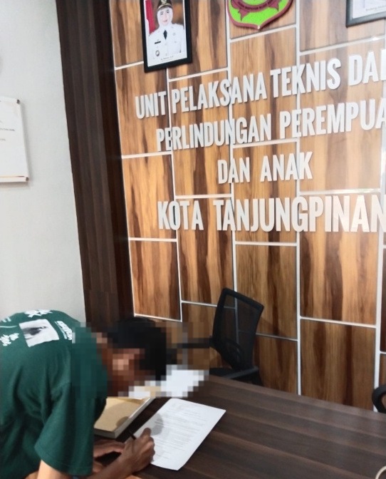 Dituduh Mencuri Helm Anak 16 Tahun di Tanjung Pinang Dianiaya Oknum Aparat di Ruang SPKT Polres