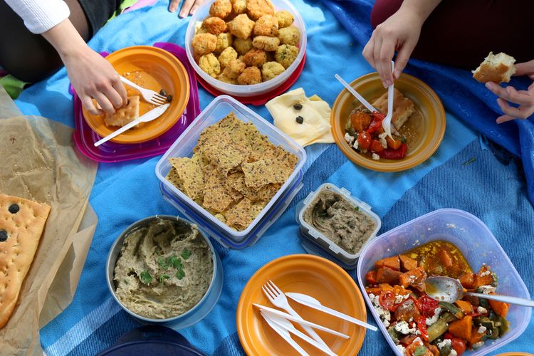 Liburan Bersama Keluarga Sambil Bawa Bekal Masakan Sunda, Inilah 7 Rekomendasi Menu Paling Enak