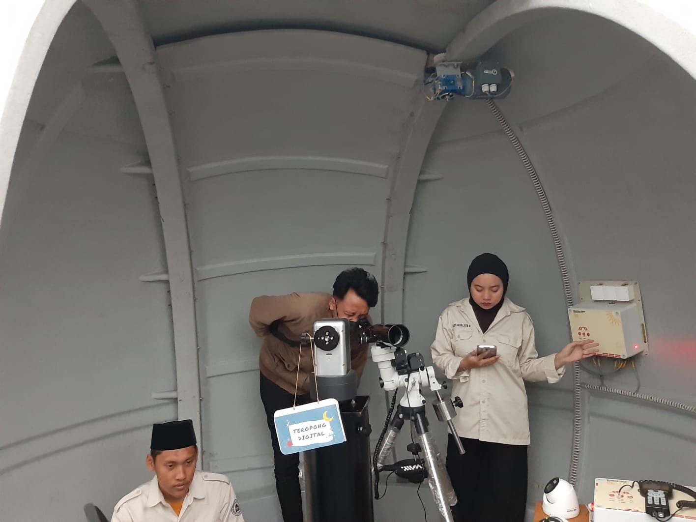 Gerhana Bulan Total di Karawang dan Jawa Barat Terhalang Cuaca Mendung 