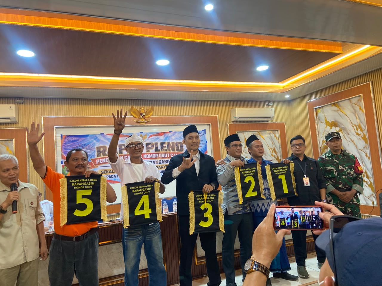 Pilkades Karangasih, 30.017 Warga Memilih, Hasil Diburu Semalam