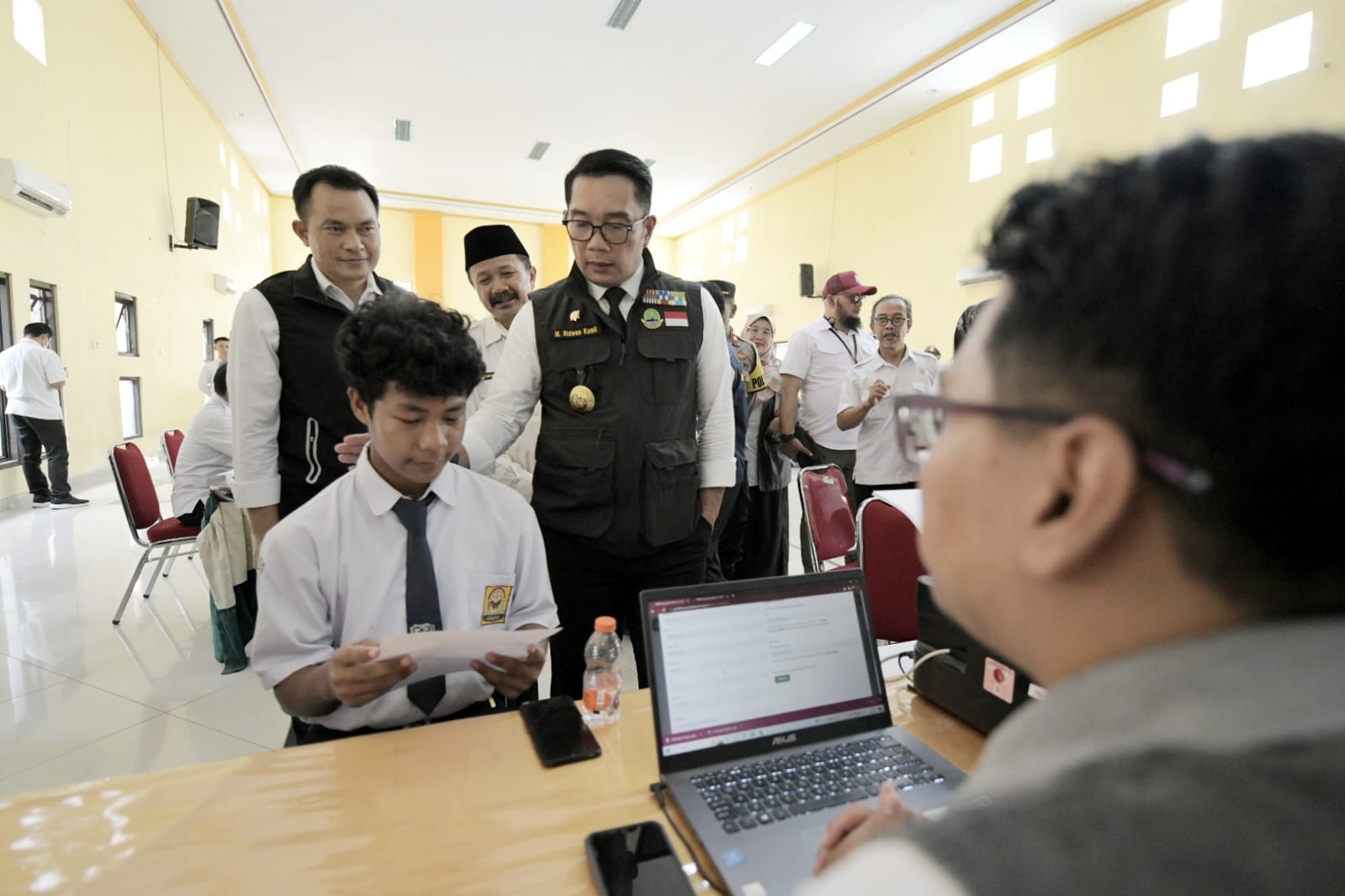 Tinjau Pelaksanaan PPDB di Majalengka, Kang Emil: Kuncinya Keadilan 