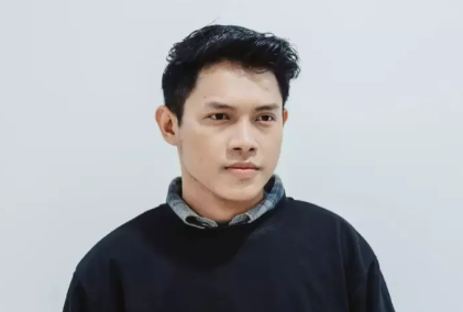 Makna Lagu Terbaru Rony Parulian Berjudul “Tak Ada Ujungnya” Isyaratkan Kekuatan Cinta yang Besar 