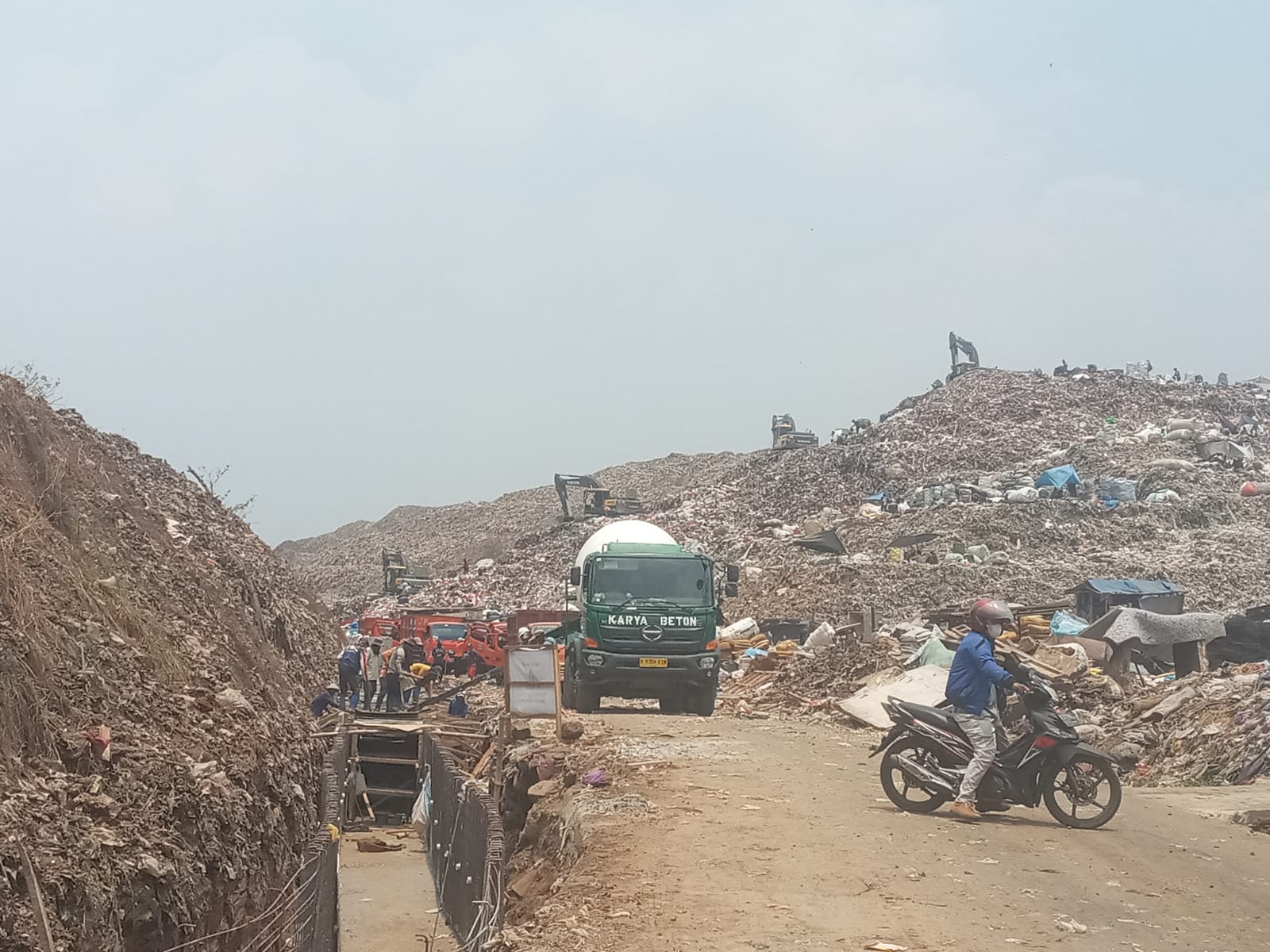 Surati Pj Wali Kota Bekasi, LINAP Minta Hasil Tender Proyek PSEL di TPA Sumur Batu Dibatalkan