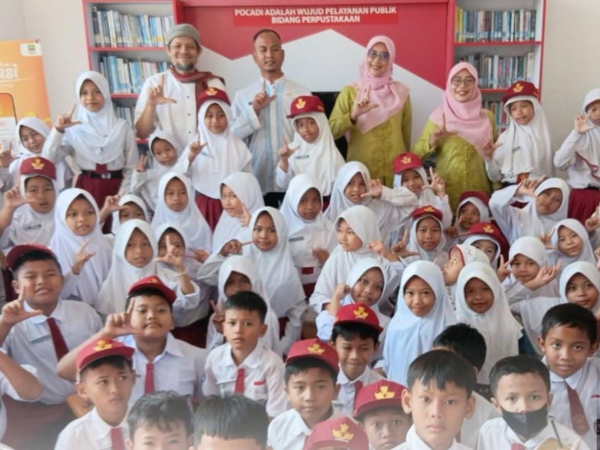 Bekasi Bangun Budaya Membaca