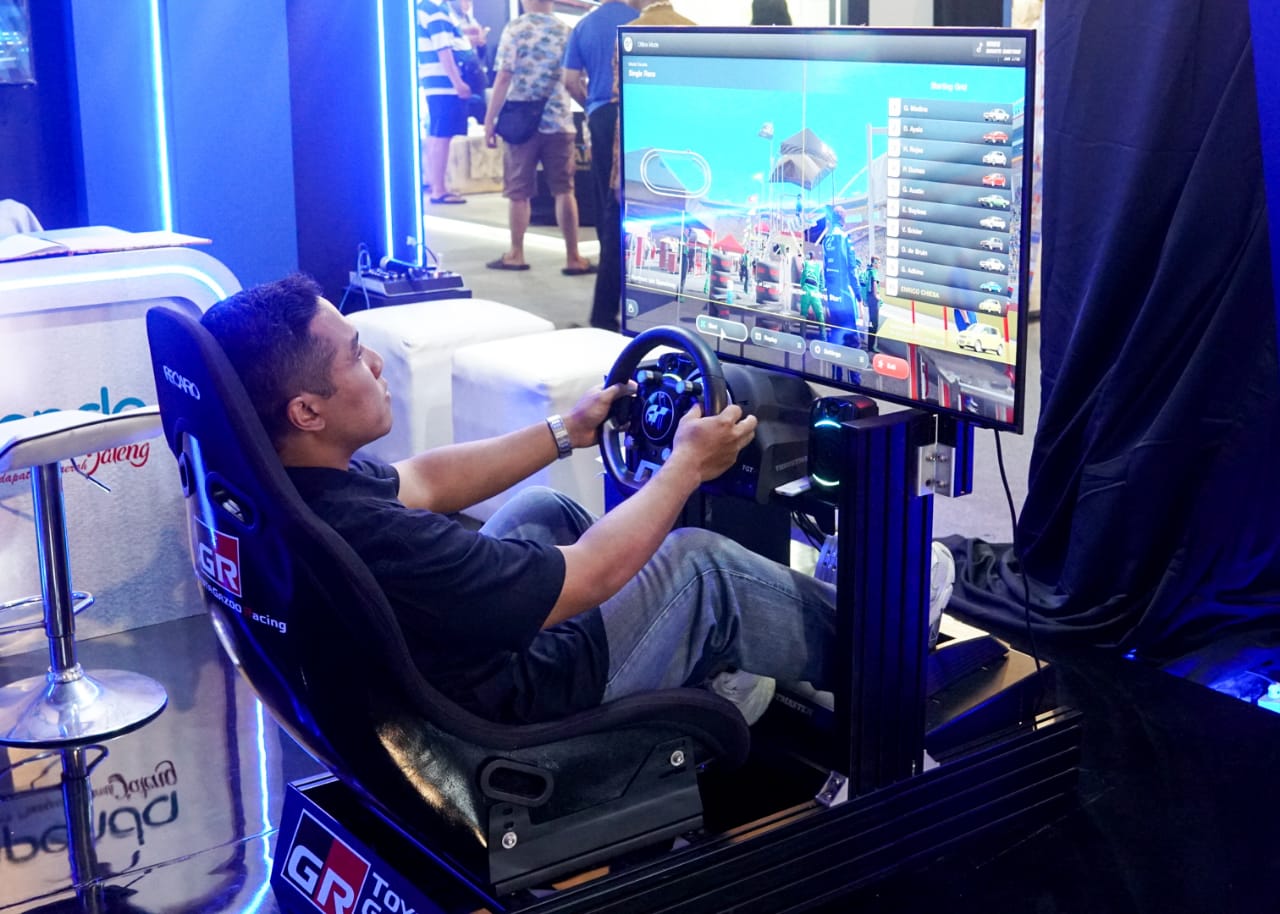 Bapenda Sediakan Racing Simulator di Jateng Fair 2025