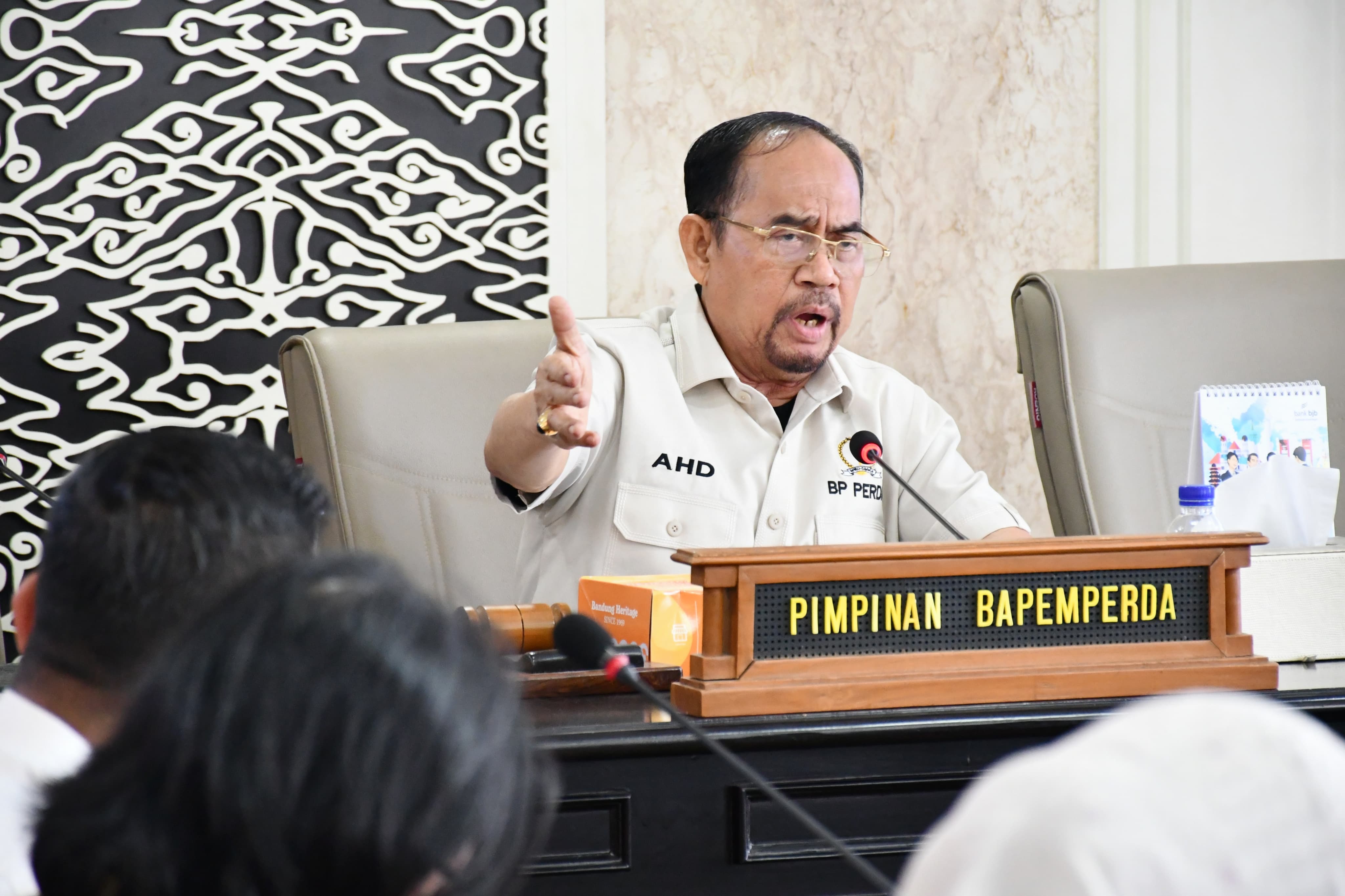 8 Raperda Usulan Gubernur Jabar Masih Kurang Lengkap, 2 Di antaranya Bandara Kertajati