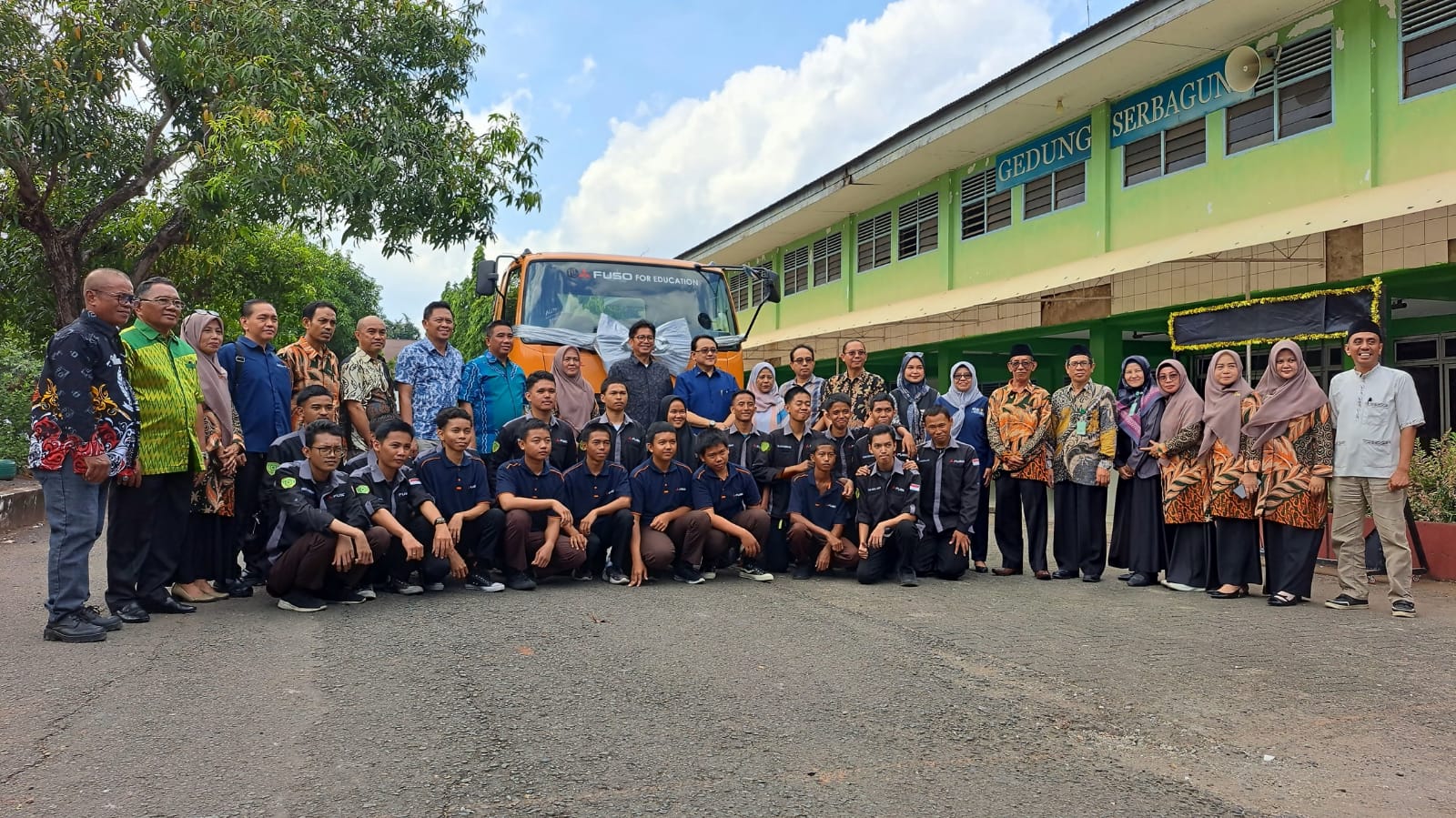 MMKSI Hadirkan Keceriaan bagi 100 Anak Yatim di Taman Hiburan Dufan Ancol