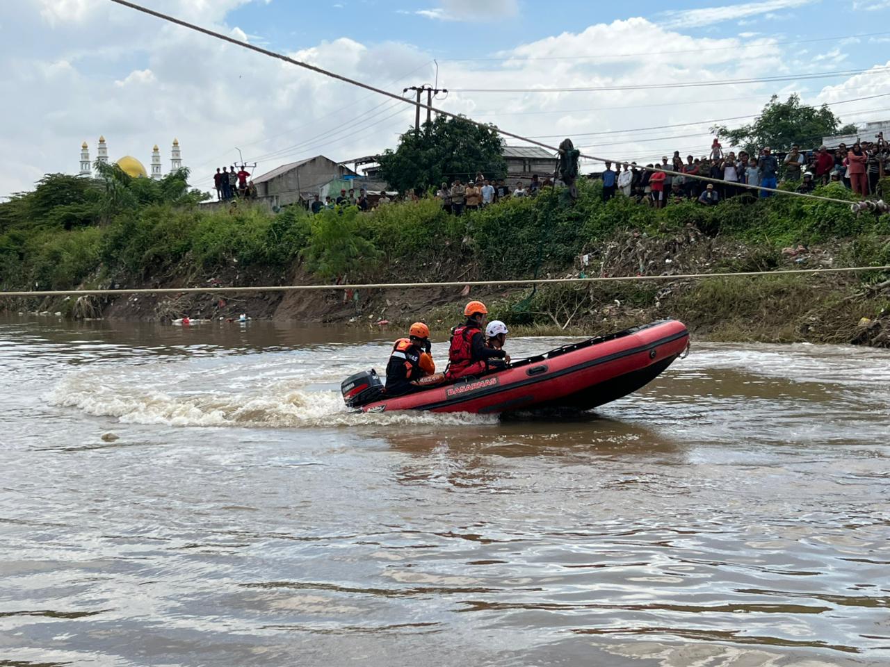 Penarik Eretan Hilang Tenggelam di Kali Bekasi, Harusnya Ditutup Dulu