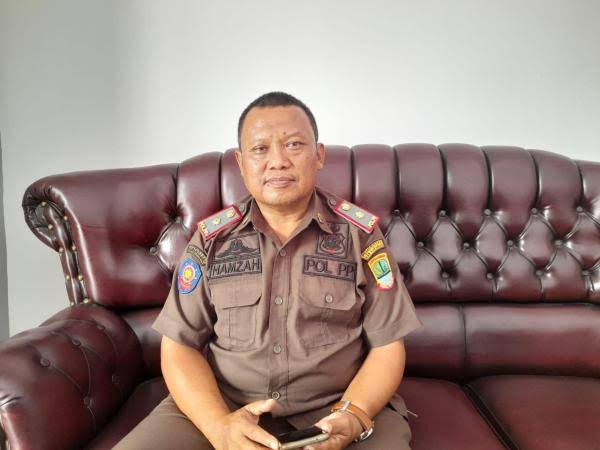 Satpol PP Karawang Tunggu Arahan Bawaslu untuk Tertibkan APK Ilegal