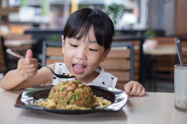 Rekomendasi Chinese Street Food yang Enak dan Aman Dikonsumsi Anak