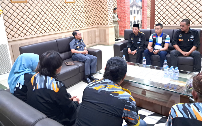 LSM GMBI Kabupaten Bekasi Sampaikan Aspirasi dengan Cara yang Beda, Kontrol dan Kawal Kebijakan Pj Bupati