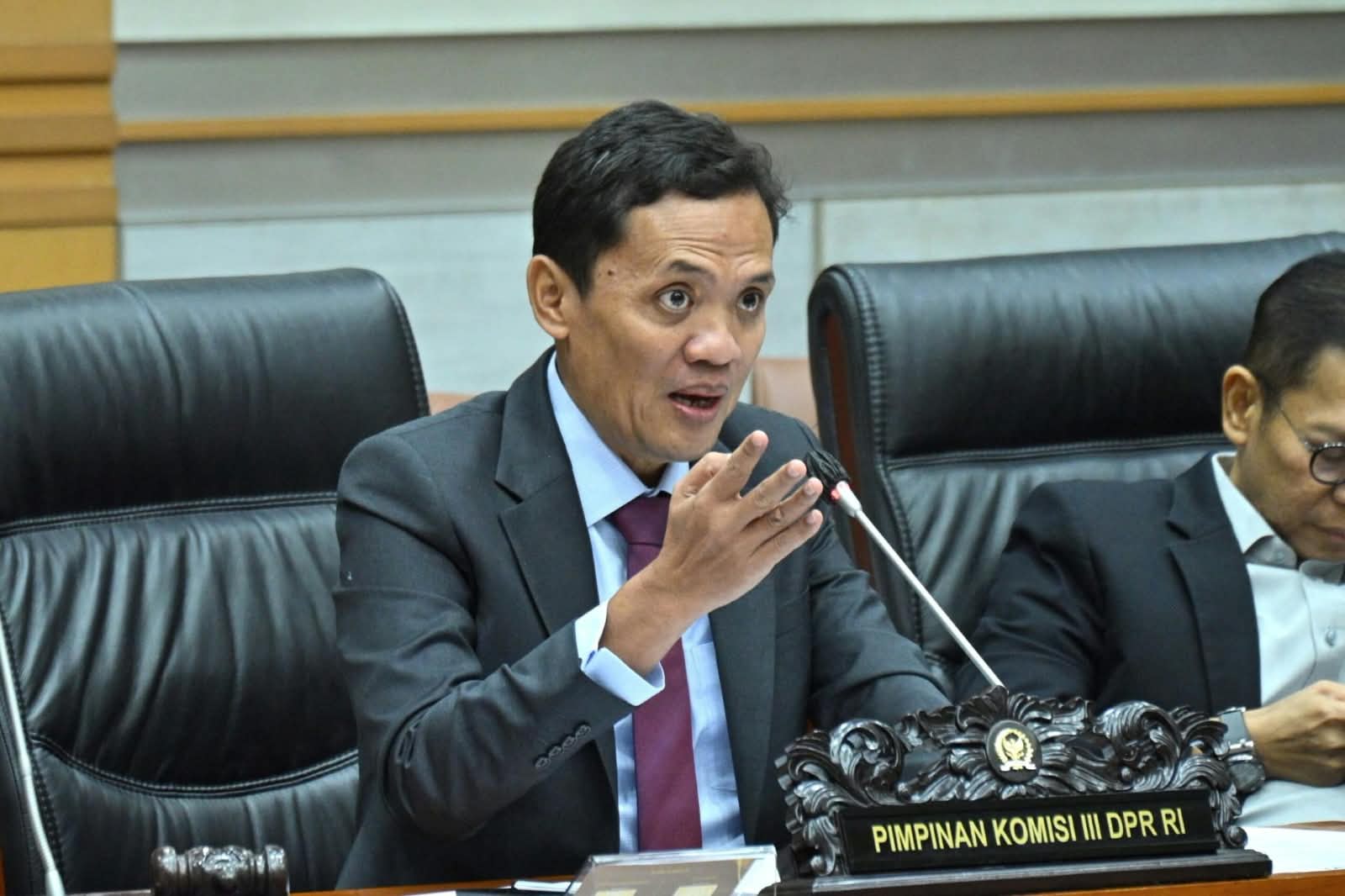DPR Terima Surpres Calon Kapolri, Komisi III Langsung Uji Suyudi