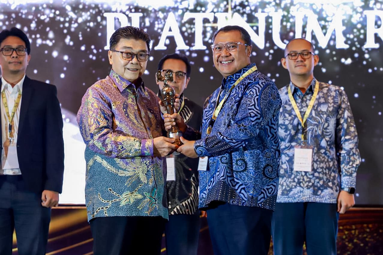 Terapkan Prinsip Keberlanjutan, bank bjb Raih Platinum Rank Asia Sustainability Reporting Rating 2023