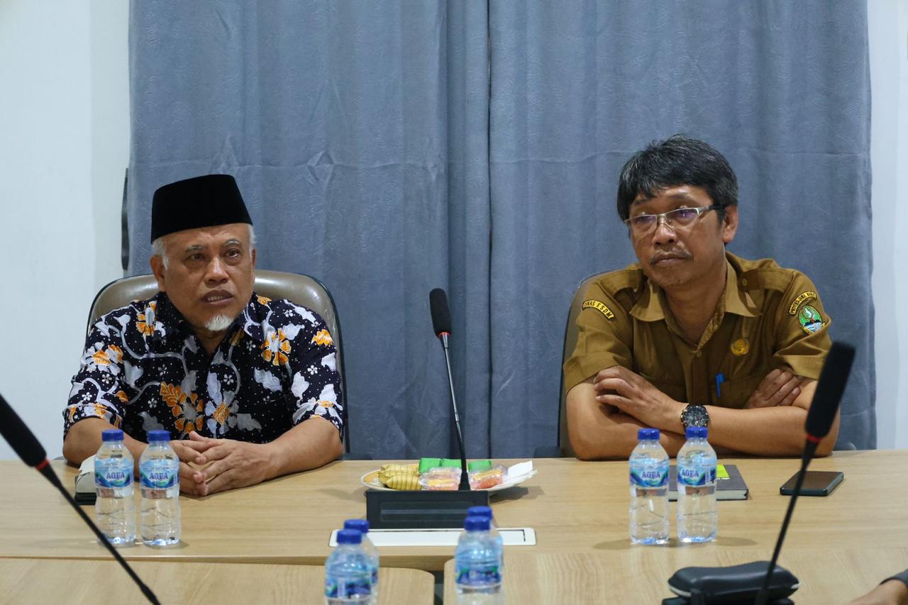 Komisi IV Menilai Bantuan Program Listrik Desa Tumpang Tindih