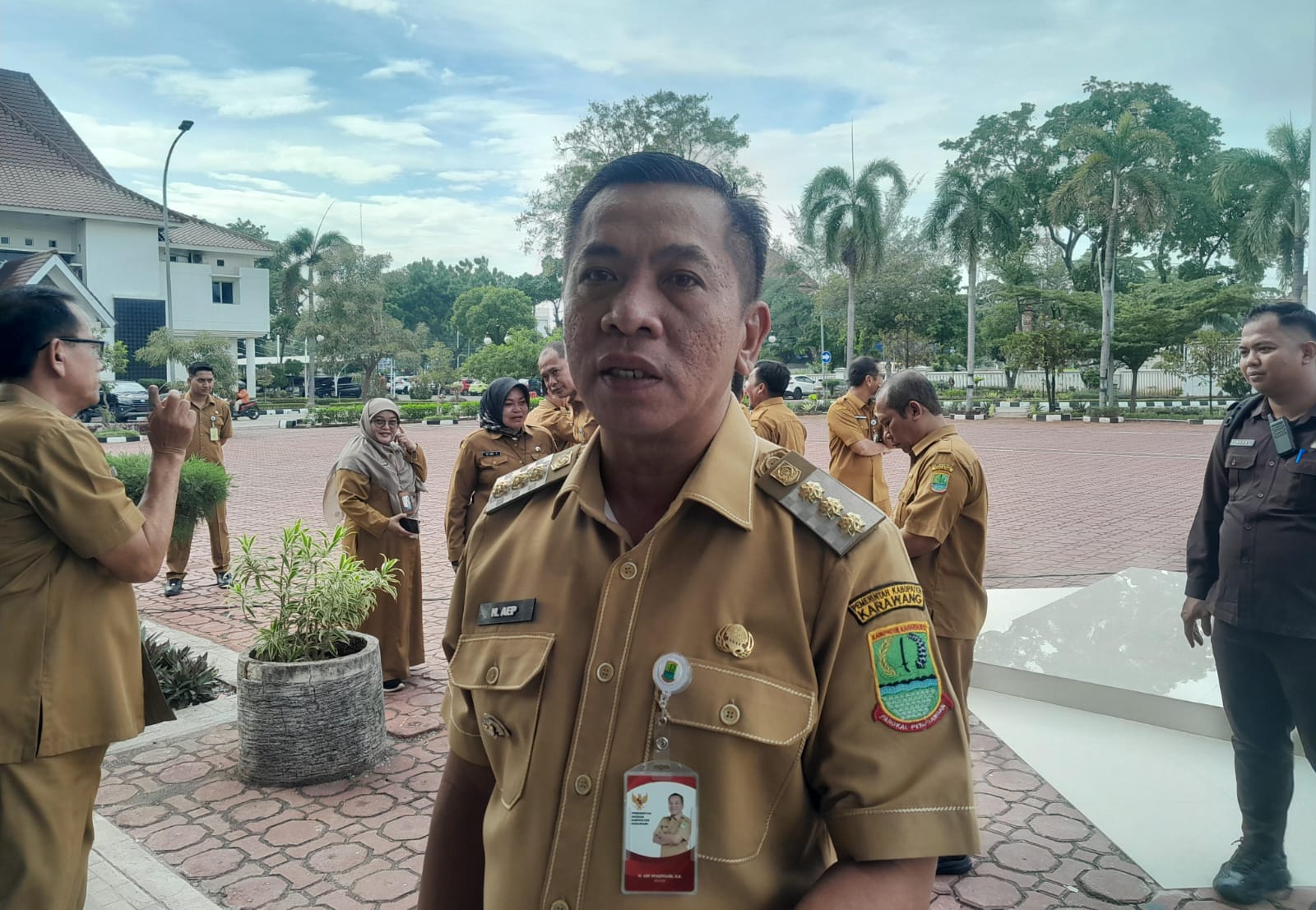 Pemkab Karawang Keluarkan SE Larangan Jual Miras Selama Libur Nataru 2025