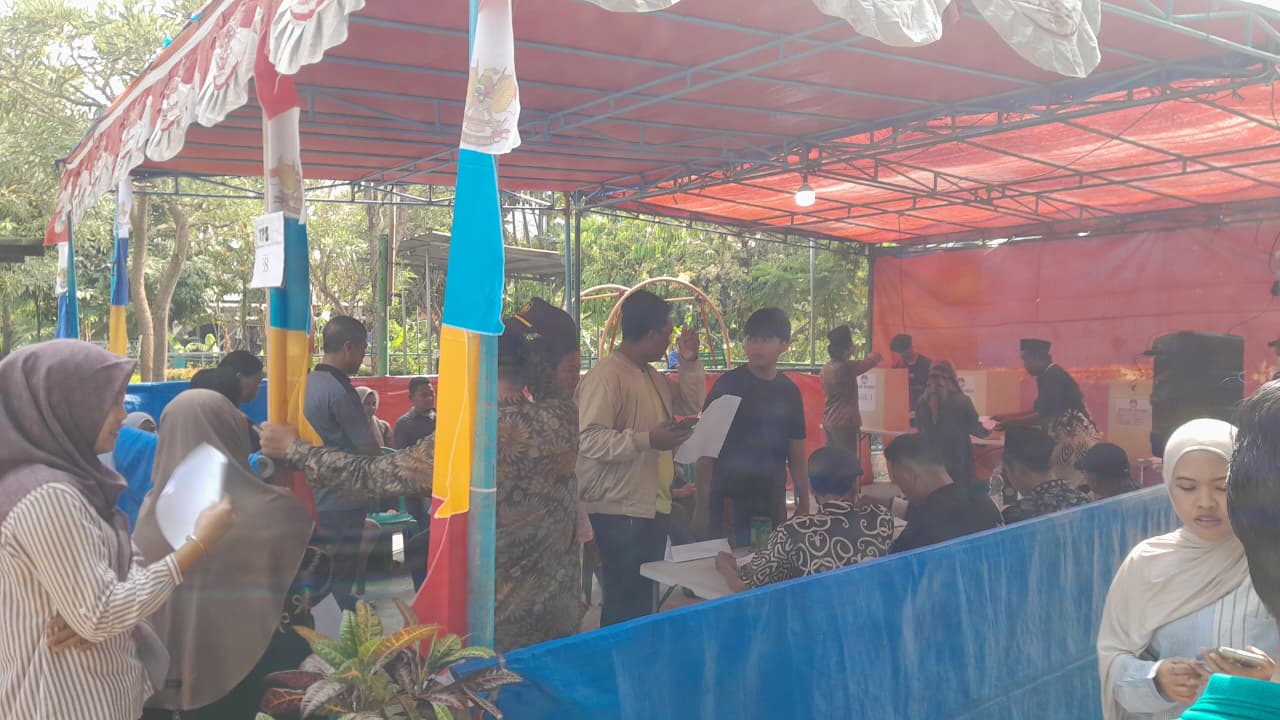 Pilkades Digital di Karangasih Sempat Error