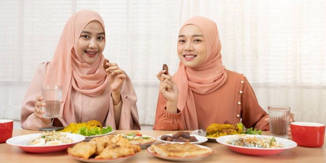 7 Jenis Makanan dan Minuman Yang Perlu Dihindari Ibu Hamil Saat Berbuka Puasa