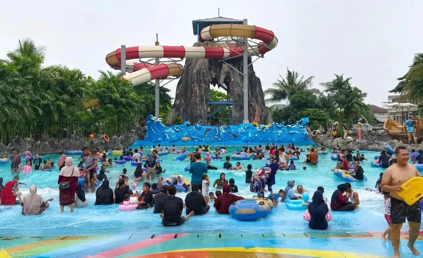 Wonderland Adventure Waterpark Siapkan Keseruan untuk Para Pengunjung Bertajuk “Tahun Baru Wonderland”