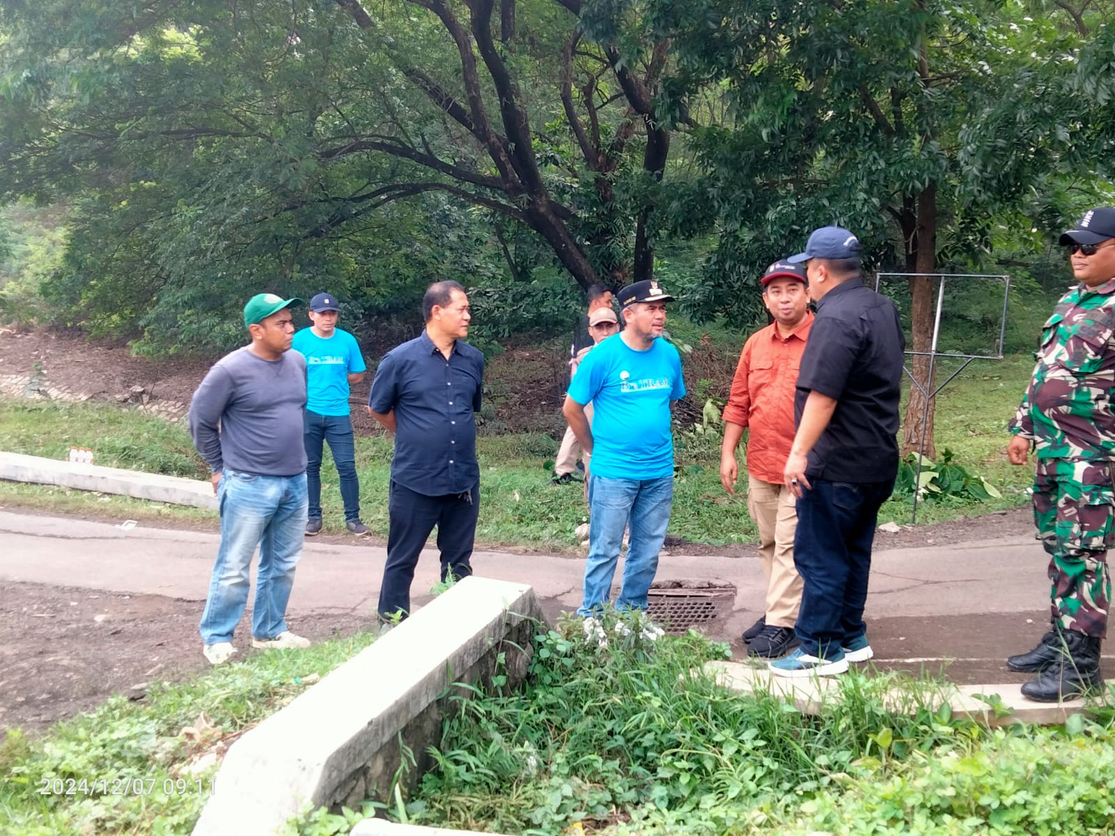 Pj Bupati Tinjau Longsor Cicadas, Warga Diminta Cari Tempat Aman