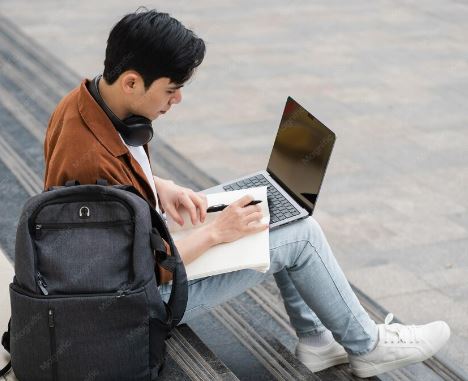 Lagi Nyari Laptop dengan Spesifikasi Gahar buat Mahasiswa dan Kerjaan? Coba Rekomendasi Ini Kenceng No Lemot!