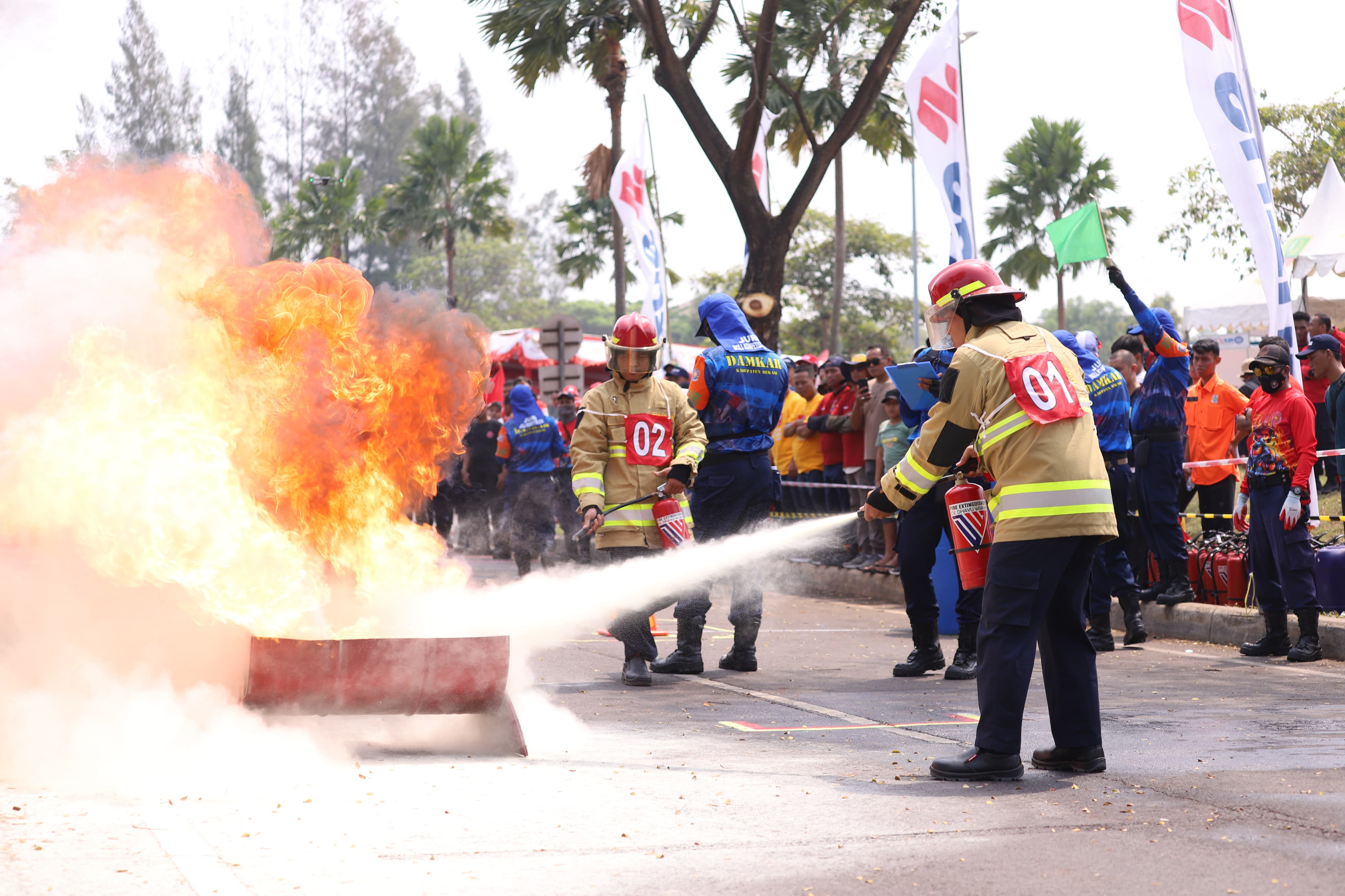 Damkar Kabupaten Bekasi Gelar Lomba Pemadam Kebakaran 2nd Bekasi Fire Fighter Skill Competition