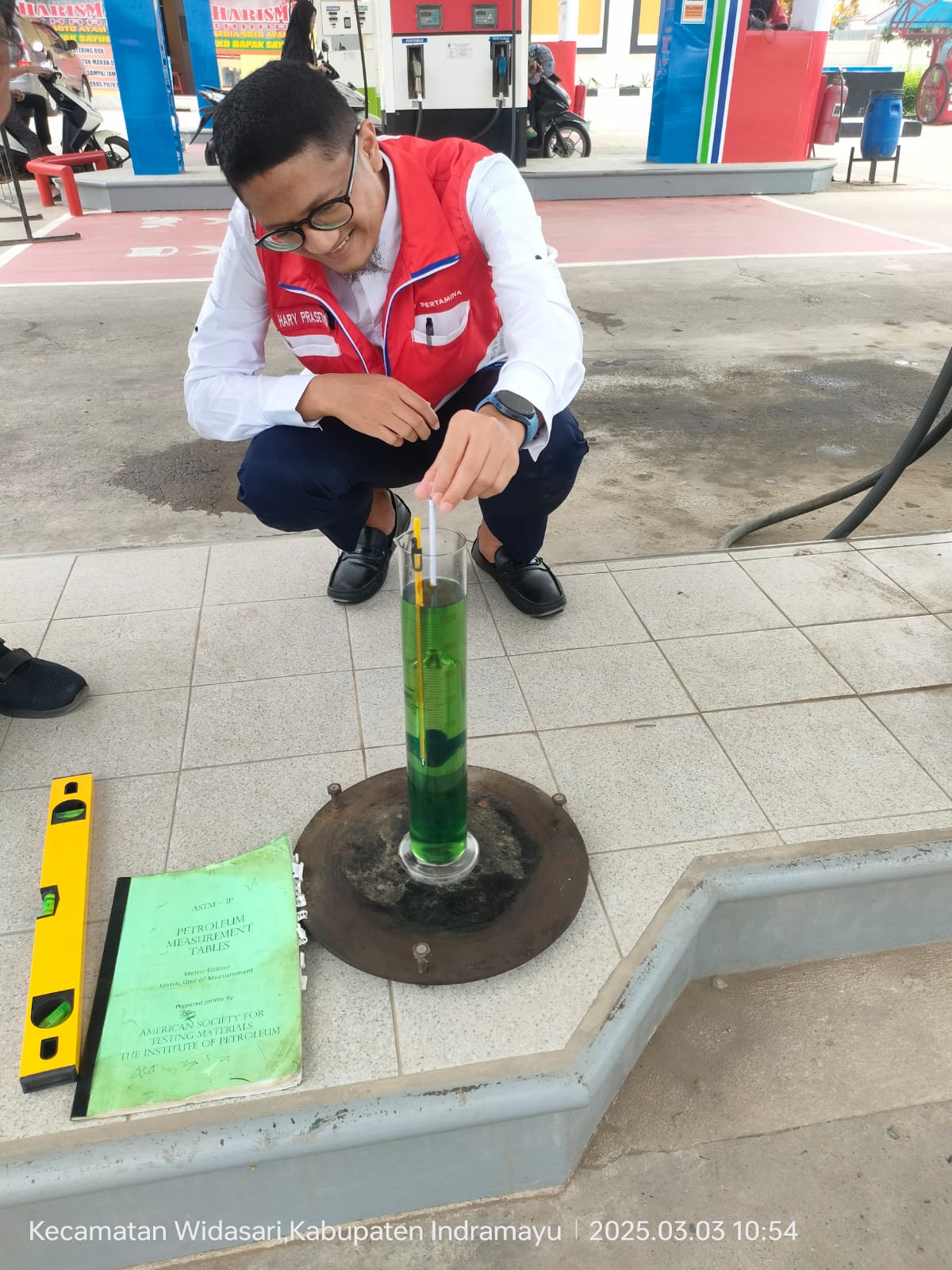 Pastikan Layanan Prima, Pertamina Patra Niaga Regional JBB Pengecekan SPBU Wilayah SA Cirebon