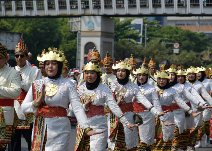 Apresiasi Karnaval Pesona Nusantara Kota Bekasi, Ridwan Kamil: Keren dan Luar Biasa