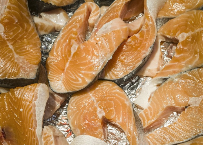 Salmon Ternyata Bukan Juaranya! 10 Makanan Kaya Omega-3 yang Kandungannya Lebih Tinggi dan Baik untuk Jantung