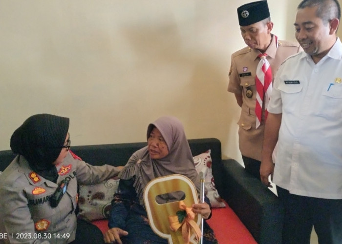 Sambut Hari Jadi Polwan ke 75, Polres Metro Bekasi Resmikan Program Bedah Rumah