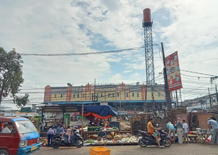 RELOKASI PKL BEKASI DIHARAPKAN TINGKATKAN PENDAPATAN PEDAGANG