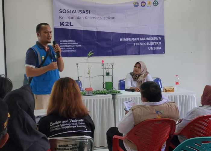 PLN UP3 Karawang Edukasi Petani Tanjung Mekar Jelaskan Keselamatan Ketenagalistrikan