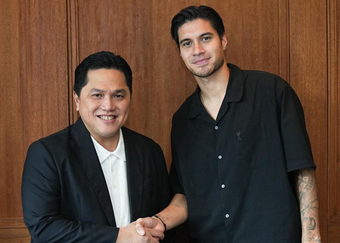 Salaman bersama Erick Thohir, Kevin Diks Resmi Gabung Timnas Indonesia