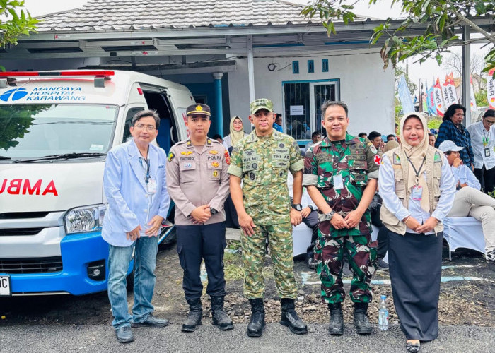 RS Mandaya Karawang Siaga Ambulans pada Panen Raya dan Pengumuman Swasembada Pangan Bersama Presiden Prabowo