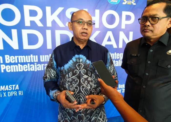 Sekolah Kurang Guru dan Guru Perlu Melek Digitalisasi 