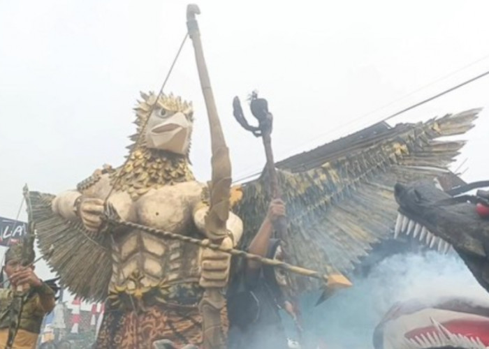 Karnaval Budaya HUT ke-81 RI di Puspahiang Meriah, Warga Sampaikan Pesan Persatuan dan Kritik Sosial