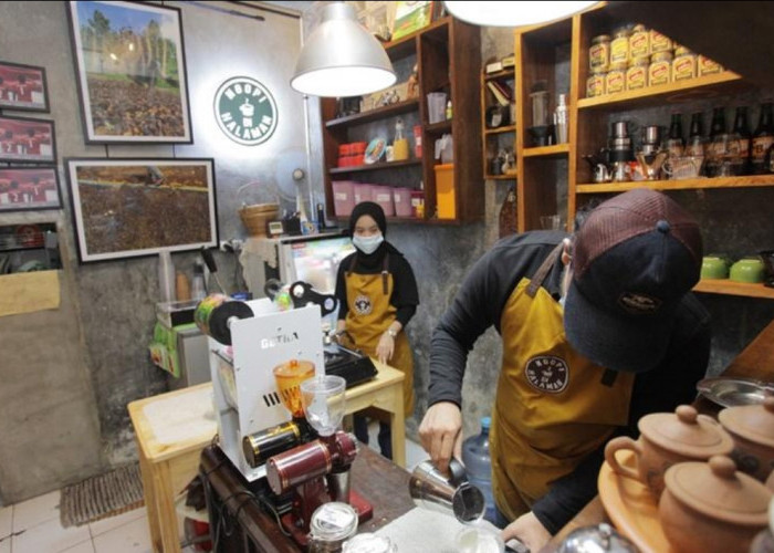 Pemerintah Kabupaten Ciamis terus mendorong pengusaha kafe serta pelaku UMKM kuliner untuk lebih banyak menggu