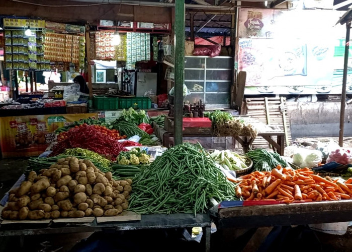 Harga Bahan Pokok di Pasar Masih Tinggi, Kabupaten Bekasi Terancam Inflasi 