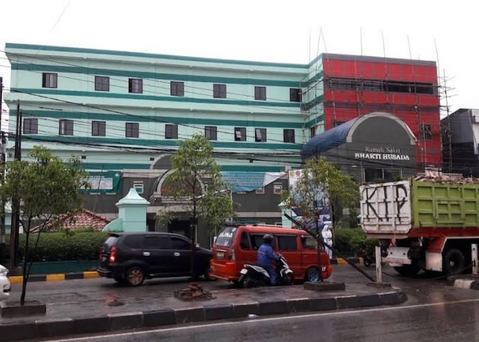 U-Turn Liar di Depan RS Bhakti Husada Cikarang Ditutup Polisi, Sempat Picu Kemacetan Parah