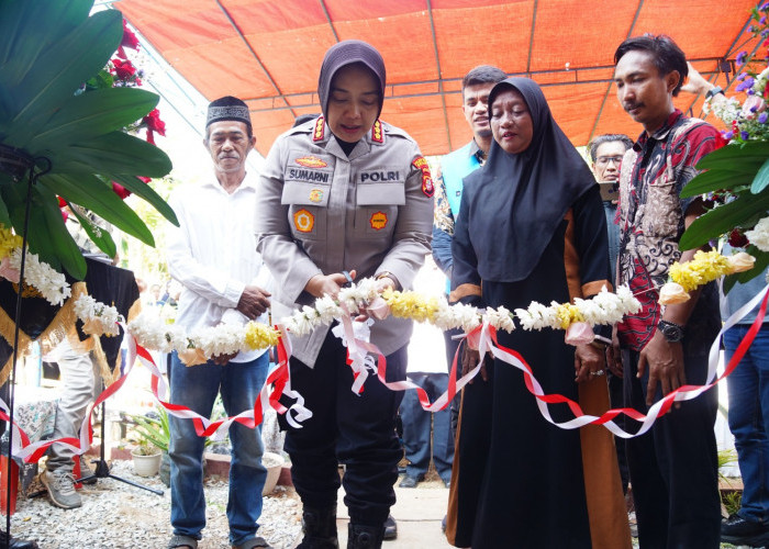Tiga Bulan Tinggal di Bedeng, Korban Kebakaran Dapat Rumah Baru dari Polres Metro Bekasi
